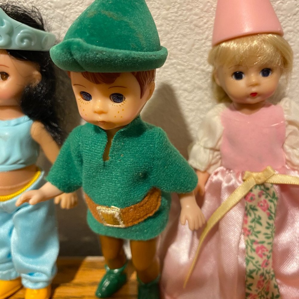 Six Madame Alexanders Doll Assortment - Picture 8 of 14